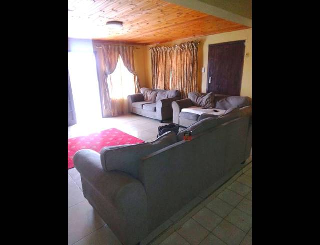 4 BEDROOM HOUSE FOR SALE IN NORTHCROFT